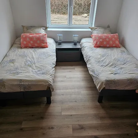 Les Deux M & Kg *